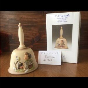 1992 Hummel Goebel 15th Edition Annual Bell.  Great condition.  Original box.